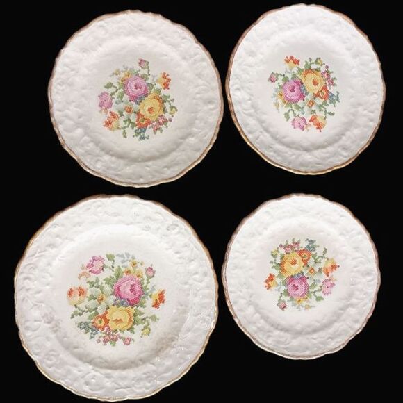 Rare Vintage Petit Point Floral Plates Haddon Hall DeLuxe Embossed Ware 18K - Picture 1 of 2